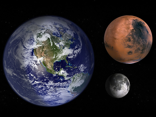 earth-moon-mars-scale